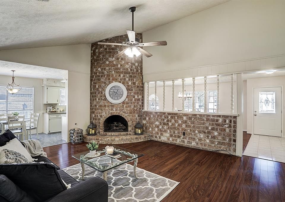 1st image of 9862 Sageaspen Ln