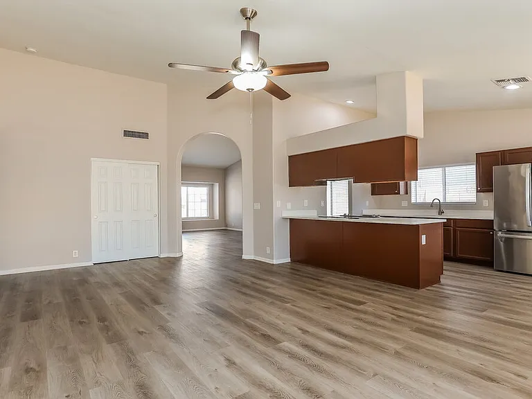 10249 W Orange Dr — Photo 7