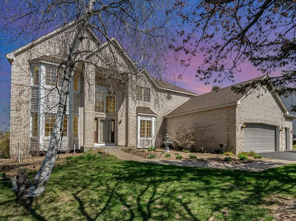8970 Highland Cir, Woodbury, MN 55125