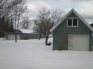 96 W Beach Dr, Hilton, NY 14468