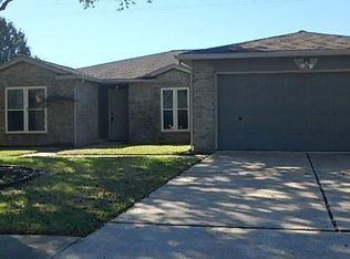 1722 Oak Meadow Dr, Kemah, TX 77565