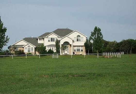 1st image of 212 Meadow Lark Ln