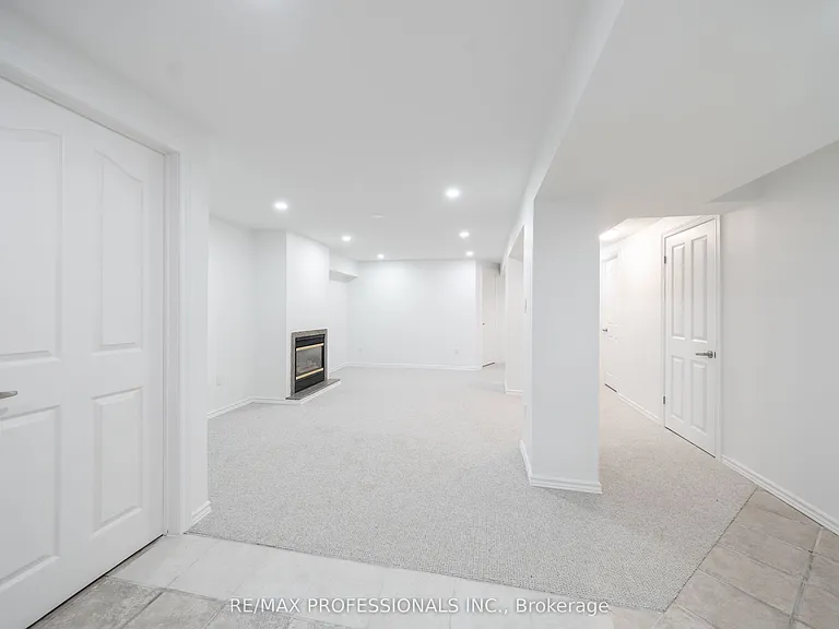 635 Peele Blvd — Photo 9