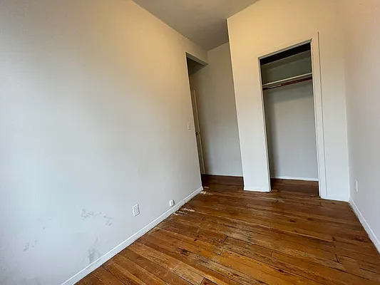 Rented by Best Apartments North Inc | media 32