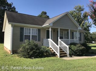 222 Stokes St, Burlington, NC 27215