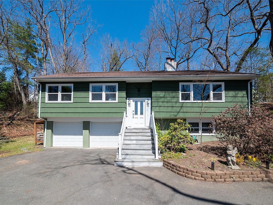 1st image of 52 Seneca Lane