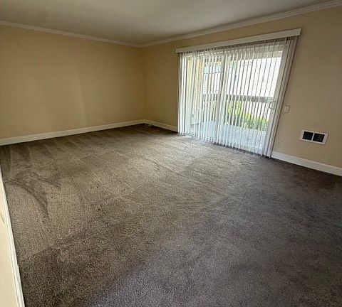 2nd image of 8529 Villa La Jolla Dr APT C