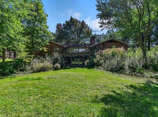 2222 35th St, Oak Brook, IL 60523