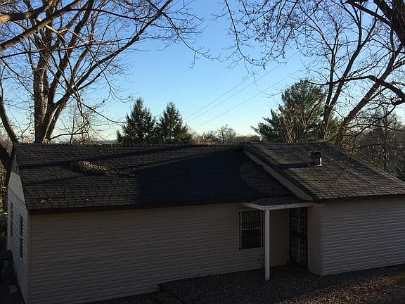 2nd image of 1501 NE Brown Ave