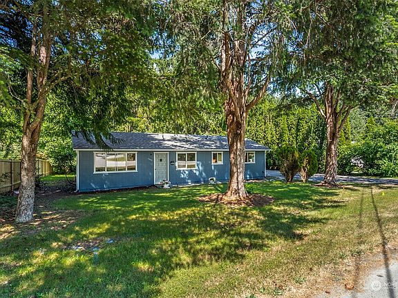 3rd image of 21002 NE 61st Street