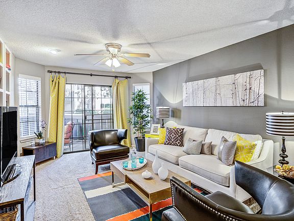 4th image of 7555 E Peakview Ave #314