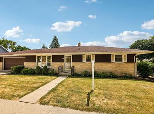 443 Park AVENUE, Burlington, WI 53105