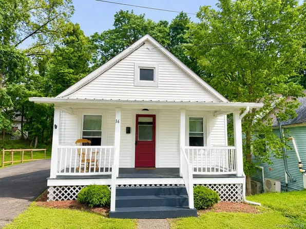 16 Poplar Street, Warwick, NY 10990