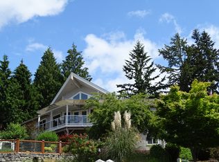 1421 Manor Way, Freeland, WA 98249