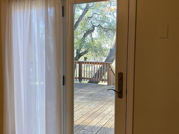 5th image of 20260 Gibbs Dr