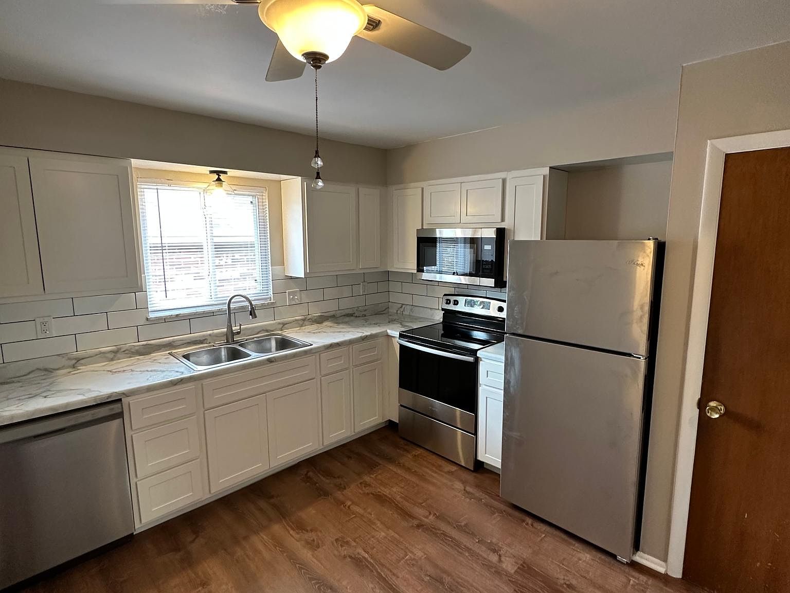 10033 Puttington Dr APT C, Saint Louis, MO 63123 | Zillow