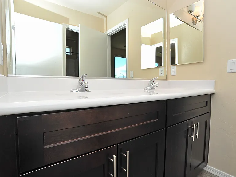 1218 E Blacklidge Dr #1101 — Photo 20