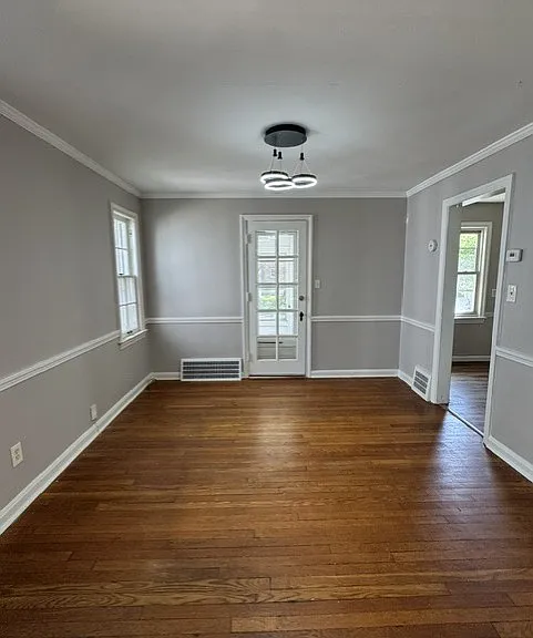 3830 Berkeley Rd — Photo 4
