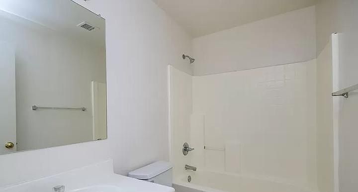 2nd image of 214 Owenshire Cir