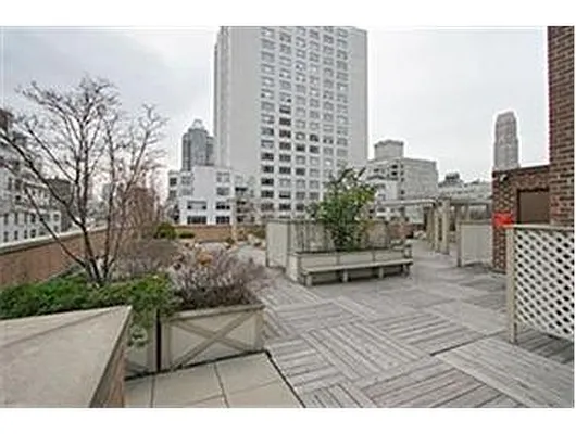 Sold by Douglas Elliman | media 26