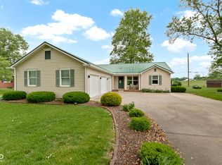 3047 W Rock River Ridge Rd, Crawfordsville, IN 47933