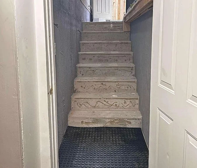 285 Mississaga St #BASEMENT — Photo 7