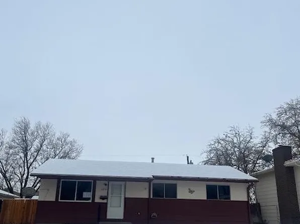 3936 Sheffield Ln, Pueblo, CO 81005