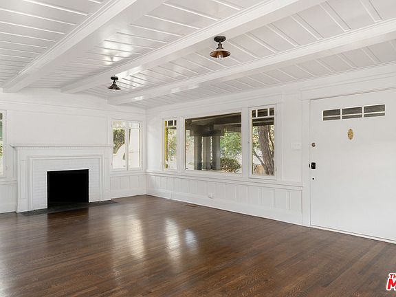 3rd image of 355 N Wilton Pl