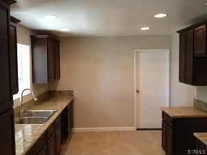 4th image of 1396 Alvarado St