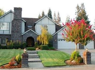 101 Fall River Dr, Folsom, CA