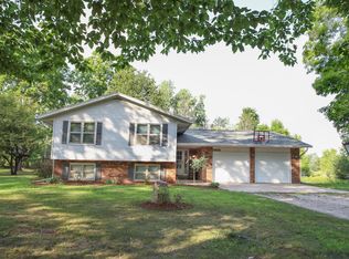 20420 Thornapple Dr, Big Rapids, MI