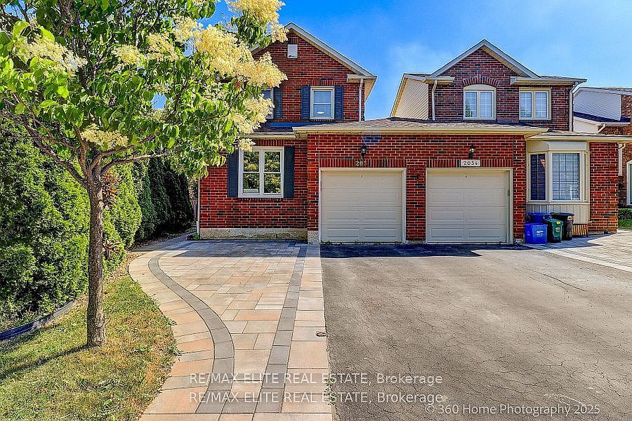 1st image of 2032 Glenada Cres