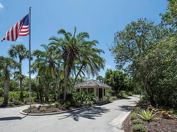 4th image of 7467 Carnoustie Dr #5D