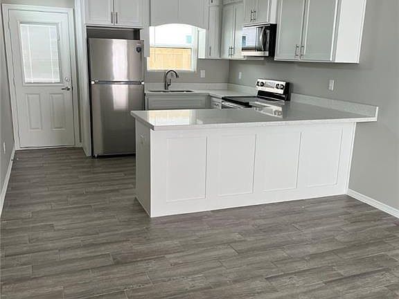 3rd image of 2309 E Viviana St #1