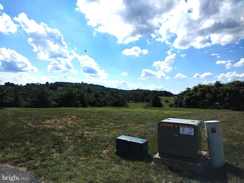 1st image of 11569 Mystic Rock Ln N