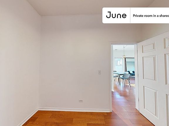3rd image of 1841 N Mozart St #1-B