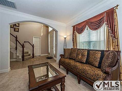 3rd image of 3816 Breiton Ln
