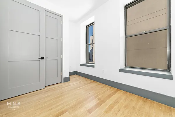 Rented by MNS | media 31