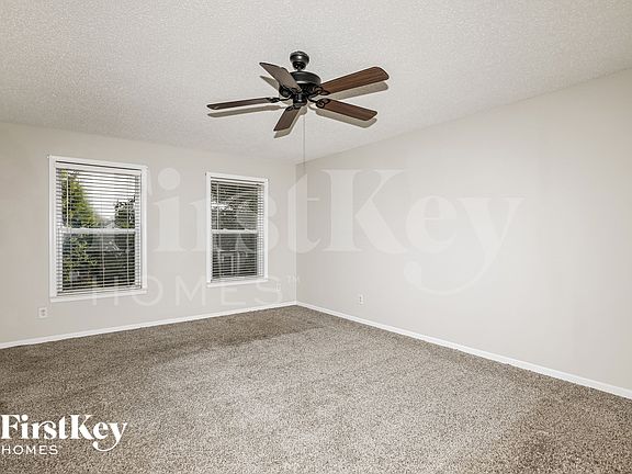5th image of 12238 Maize Dr