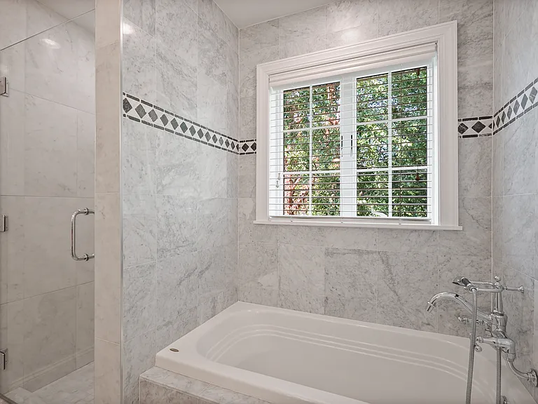 25 Decatur St #B — Photo 21