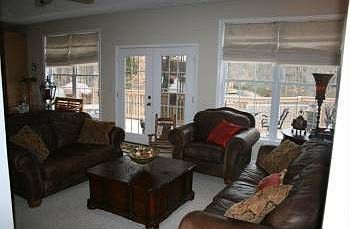 2nd image of 198 Rogers Ct