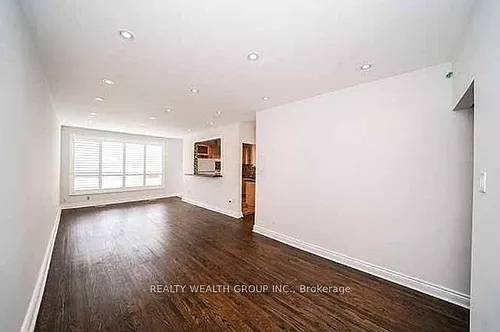 271 McConvey Dr Photo 1