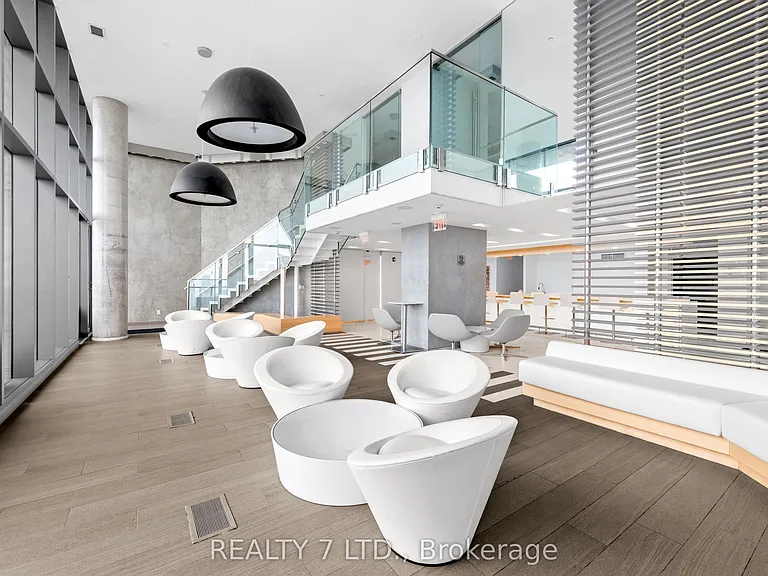 45 Charles St E #1808 — Photo 38