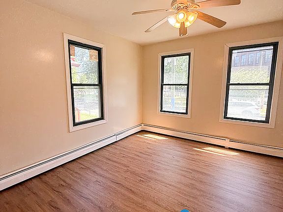 3rd image of 47 Orange St