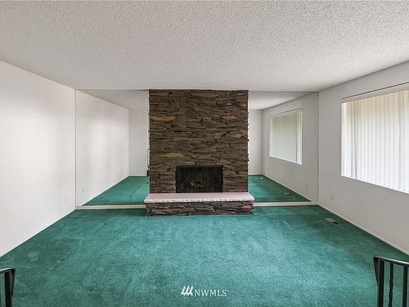 4th image of 9226 32nd St E