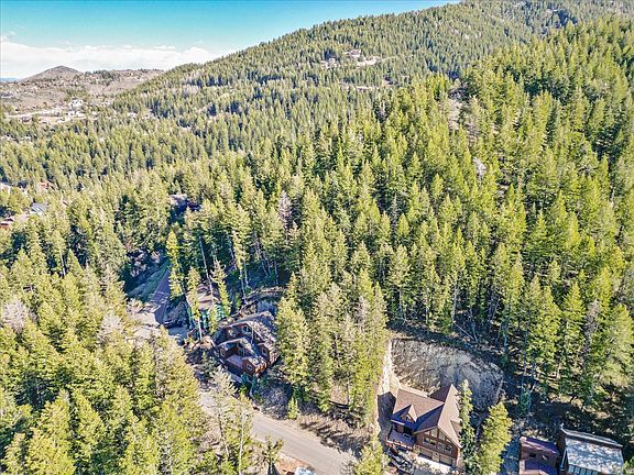 5th image of 465 Upper Evergreen Dr