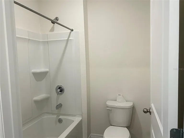 17218 Reserva Dr — Photo 26
