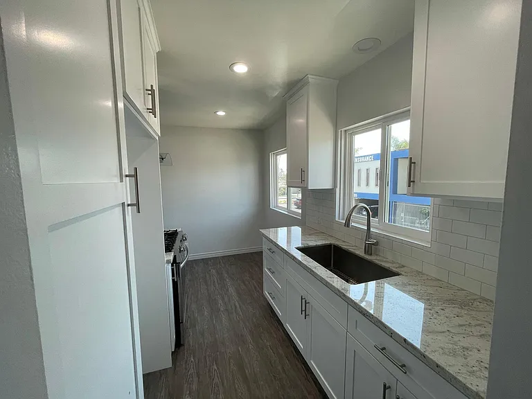 10523 Paramount Blvd #J — Photo 5