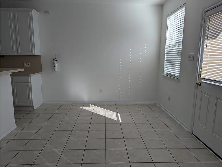 16515 Beckland Ln — Photo 3