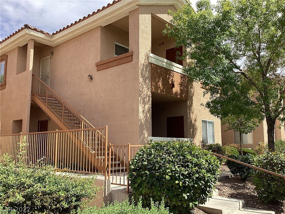 1st image of 1050 E Cactus Ave Unit 2109